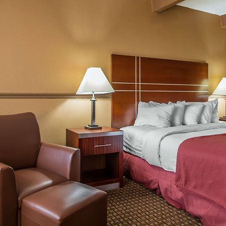 Quality Inn East Dubuque Exterior foto