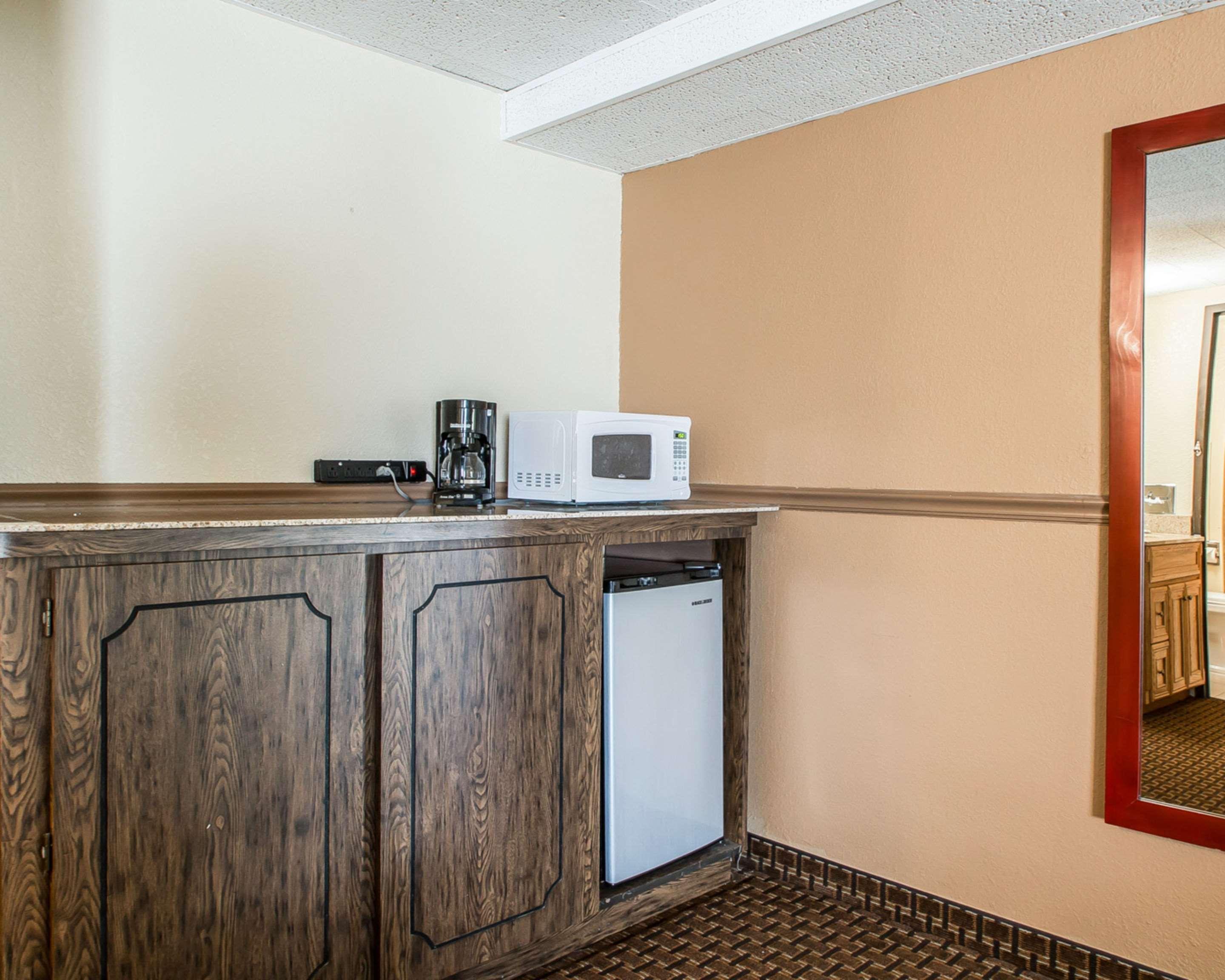 Quality Inn East Dubuque Exterior foto