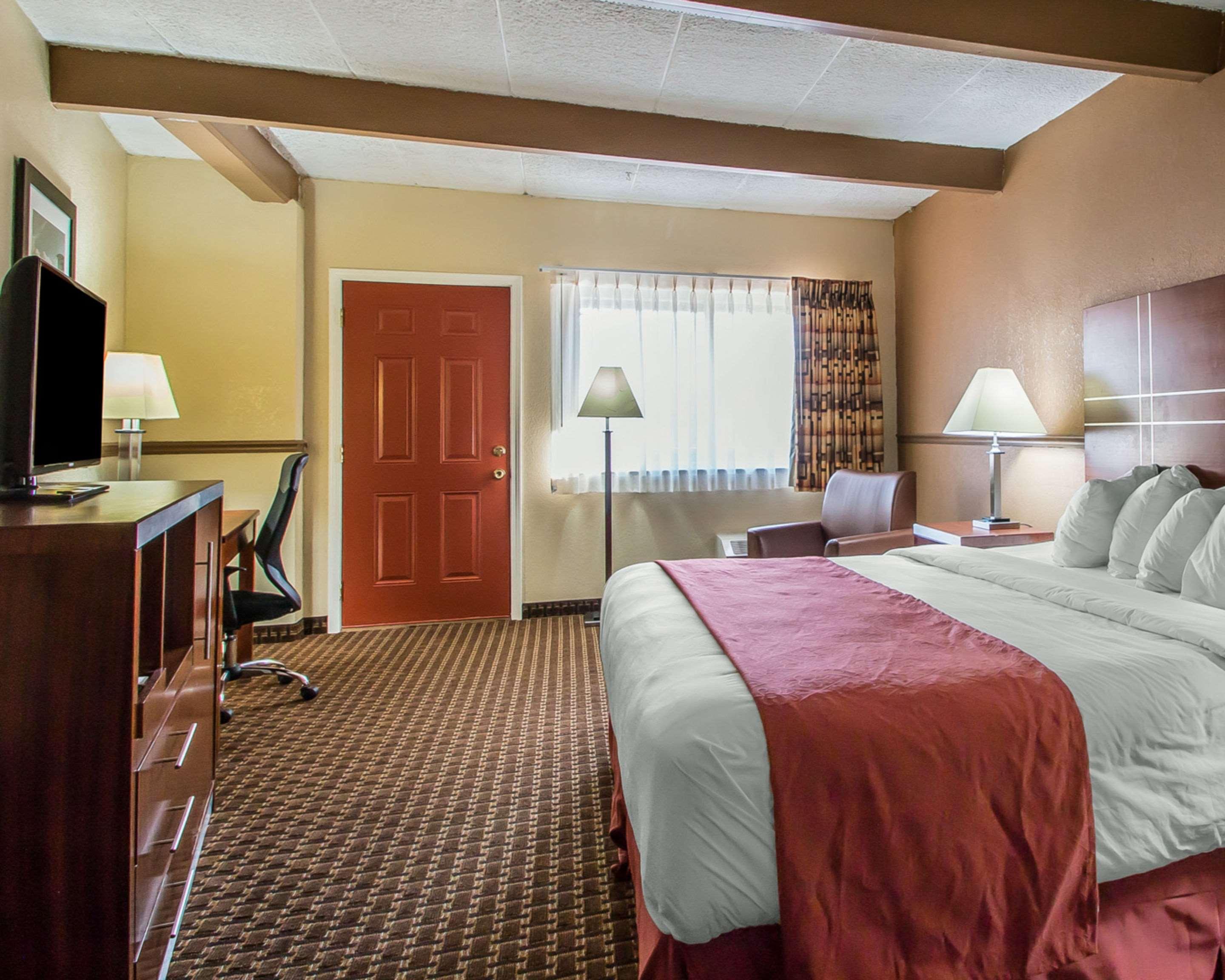 Quality Inn East Dubuque Exterior foto