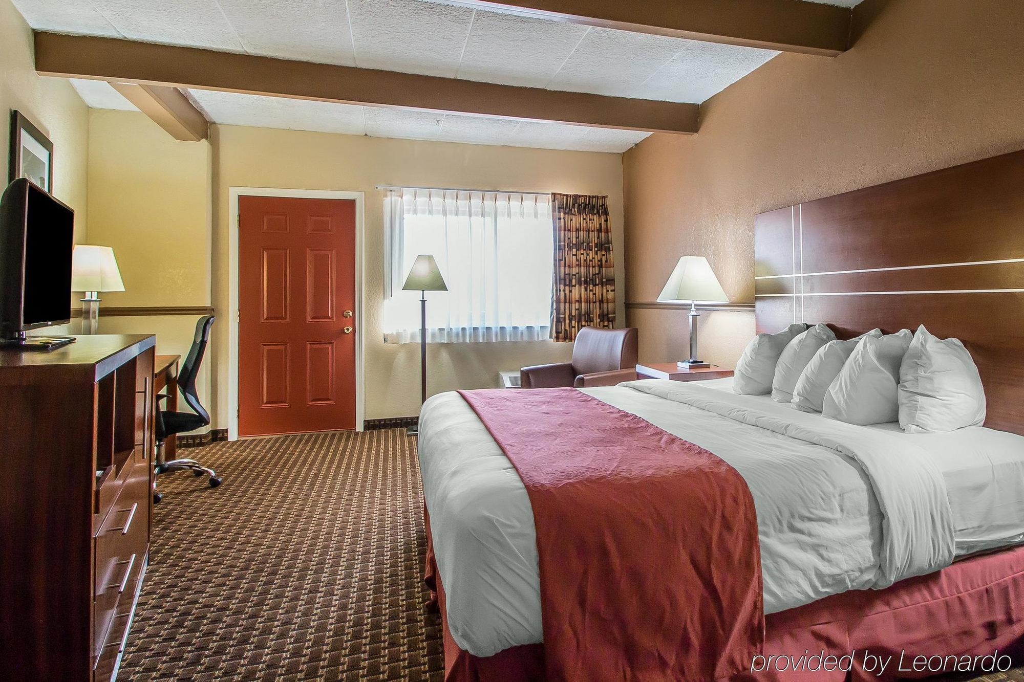 Quality Inn East Dubuque Exterior foto